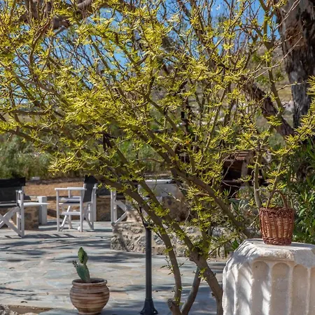 Peratsi Stone Mansion Villa Agkidia