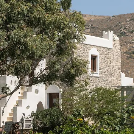 Peratsi Stone Mansion * Angídia