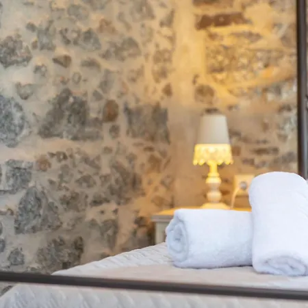 Peratsi Stone Mansion Villa Angídia